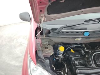 Used 2018 Datsun Redi-GO [2015-2019] T(O) 0.8L Limited Edition Petrol Manual engine ENGINE RIGHT SIDE HINGE & APRON VIEW
