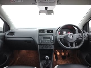 Used 2019 Volkswagen Polo [2018-2022] Comfortline 1.0L (P) Petrol Manual interior DASHBOARD VIEW