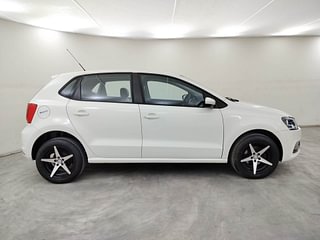 Used 2019 Volkswagen Polo [2018-2022] Comfortline 1.0L (P) Petrol Manual exterior RIGHT SIDE VIEW