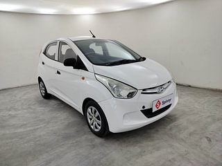 Used 2014 Hyundai Eon [2011-2018] Magna Petrol Manual exterior RIGHT FRONT CORNER VIEW