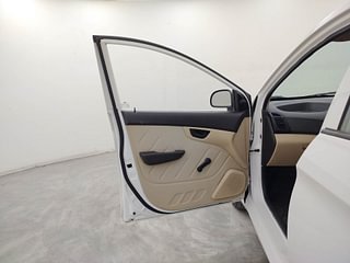 Used 2014 Hyundai Eon [2011-2018] Magna Petrol Manual interior LEFT FRONT DOOR OPEN VIEW