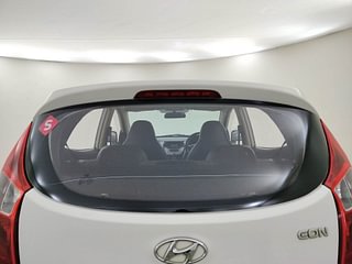 Used 2014 Hyundai Eon [2011-2018] Magna Petrol Manual exterior BACK WINDSHIELD VIEW