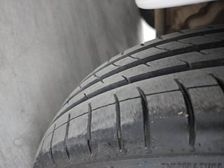 Used 2014 Hyundai Eon [2011-2018] Magna Petrol Manual tyres LEFT FRONT TYRE TREAD VIEW