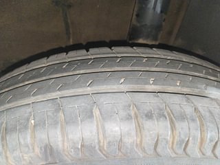 Used 2021 Tata Altroz XE 1.2 Petrol Manual tyres LEFT REAR TYRE TREAD VIEW