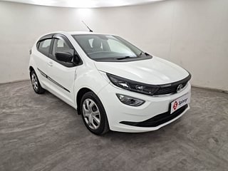 Used 2022 Tata Altroz XT 1.2 Petrol Manual exterior RIGHT FRONT CORNER VIEW
