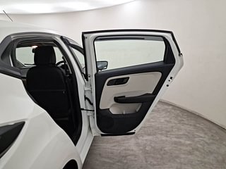 Used 2022 Tata Altroz XT 1.2 Petrol Manual interior RIGHT REAR DOOR OPEN VIEW