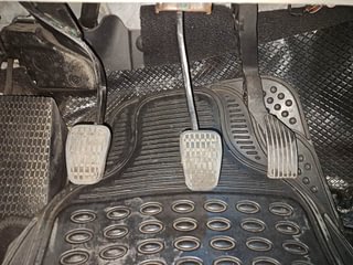 Used 2022 Tata Altroz XT 1.2 Petrol Manual interior PEDALS VIEW