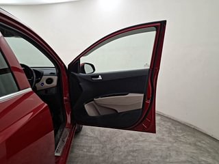 Used 2018 Hyundai Grand i10 [2017-2020] Asta 1.2 Kappa VTVT Petrol Manual interior RIGHT FRONT DOOR OPEN VIEW