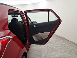 Used 2018 Hyundai Grand i10 [2017-2020] Asta 1.2 Kappa VTVT Petrol Manual interior RIGHT REAR DOOR OPEN VIEW