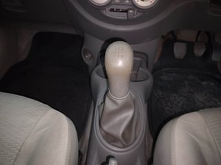 Used 2014 Nissan Micra [2013-2020] XV Diesel Diesel Manual interior GEAR  KNOB VIEW