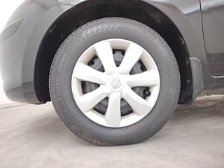 Used 2014 Nissan Micra [2013-2020] XV Diesel Diesel Manual tyres LEFT FRONT TYRE RIM VIEW