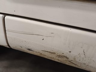 Used 2020 Maruti Suzuki Swift [2017-2021] VXI AMT Petrol Automatic dents MINOR SCRATCH
