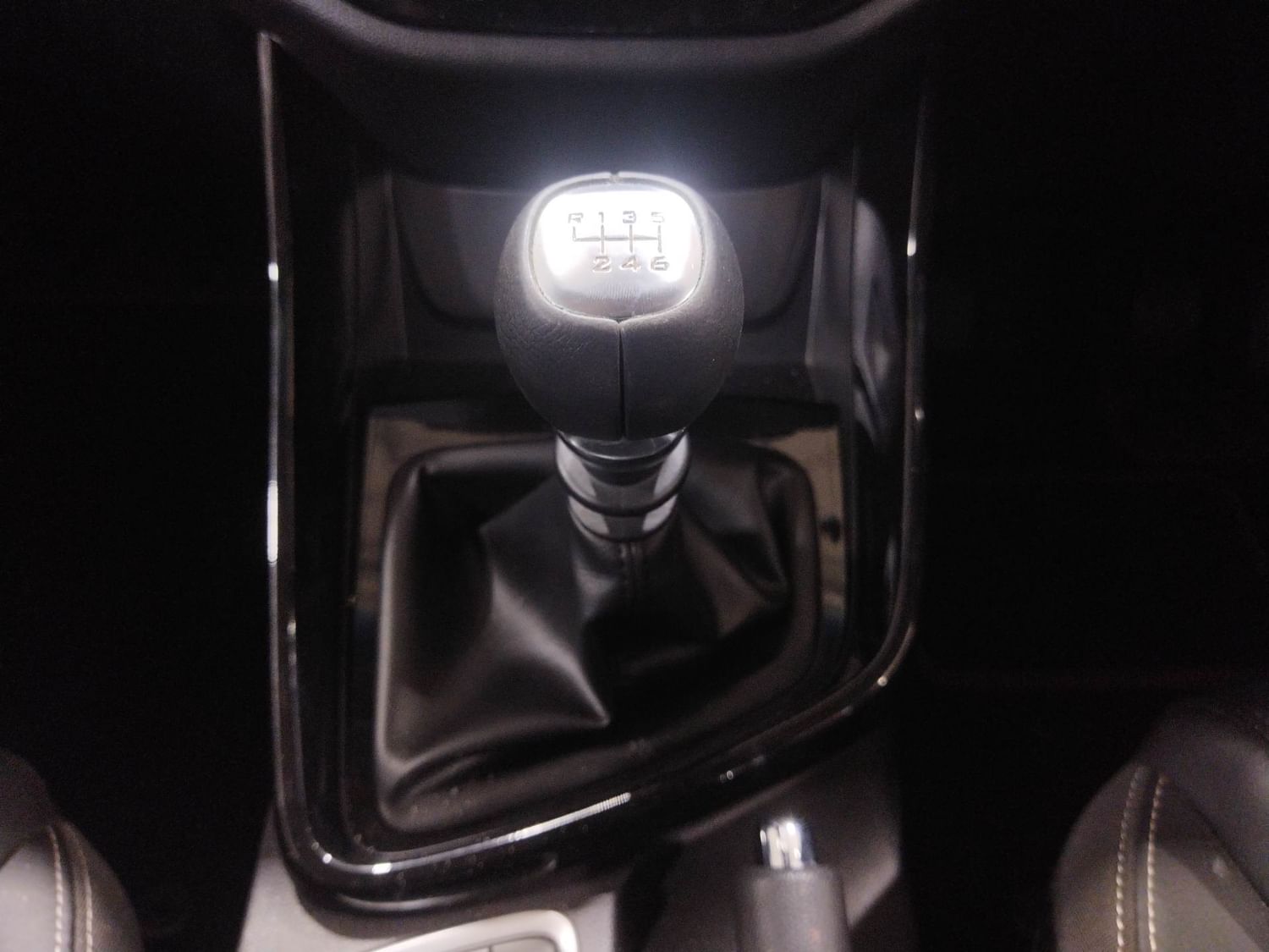 New MG Motors Hector interior GEAR  KNOB VIEW