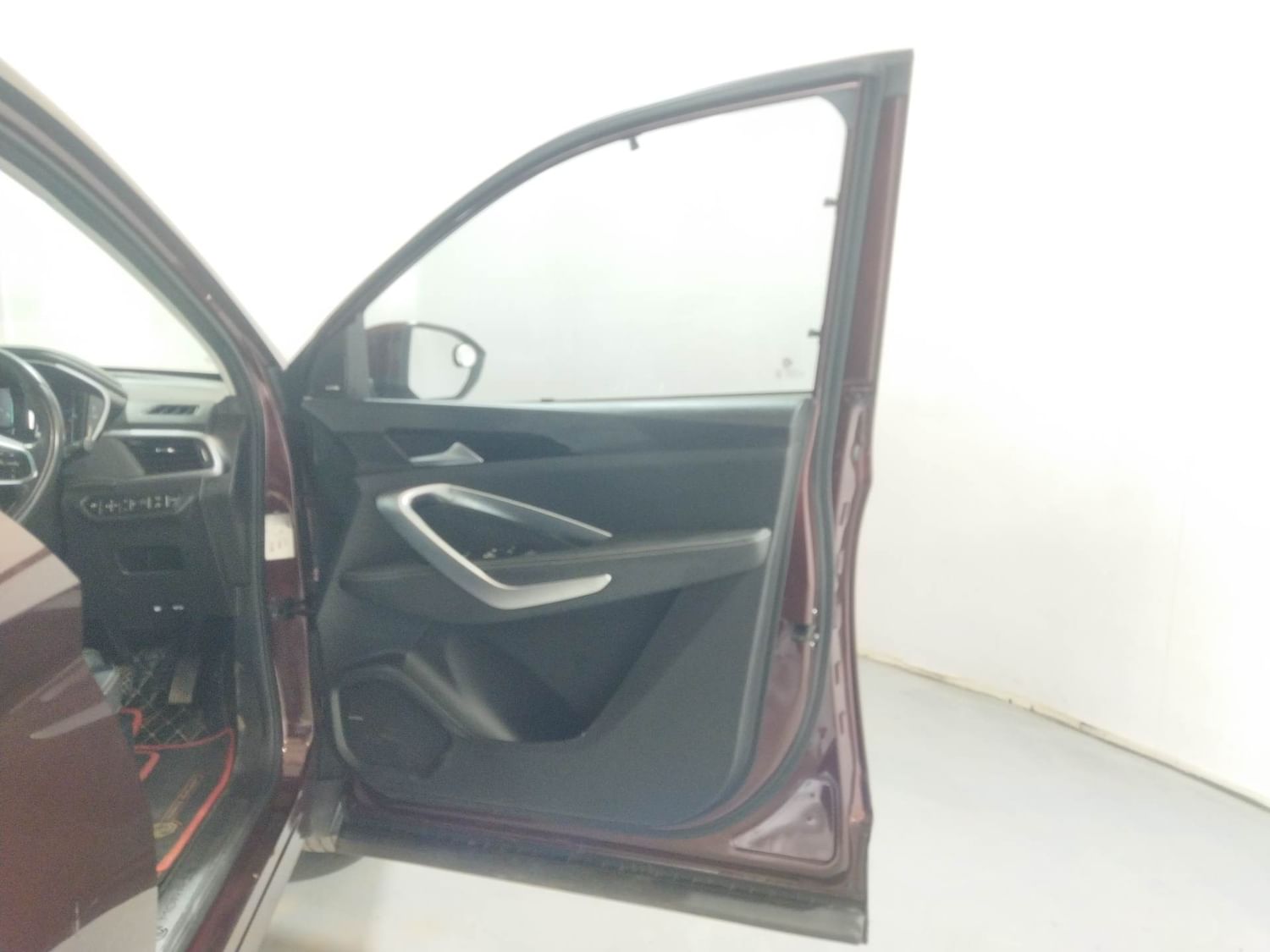 New MG Motors Hector interior RIGHT FRONT DOOR OPEN VIEW