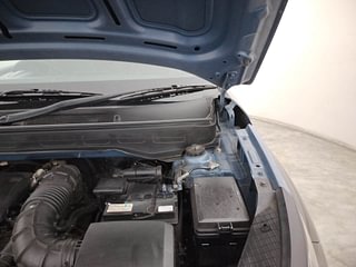 Used 2021 Hyundai Venue SX 1.0  Turbo Petrol Manual engine ENGINE LEFT SIDE HINGE & APRON VIEW