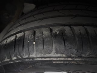 Used 2021 Hyundai Venue SX 1.0  Turbo Petrol Manual tyres LEFT REAR TYRE TREAD VIEW