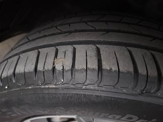 Used 2021 Hyundai Venue SX 1.0  Turbo Petrol Manual tyres LEFT FRONT TYRE TREAD VIEW