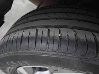 Used 2021 Hyundai Venue SX 1.0  Turbo Petrol Manual tyres RIGHT REAR TYRE TREAD VIEW