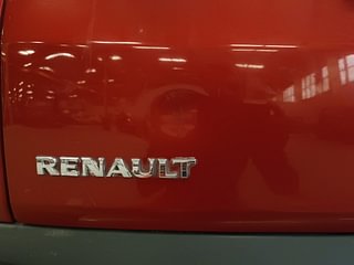 Used 2021 Renault Triber RXT AMT Petrol Automatic dents MINOR DENT