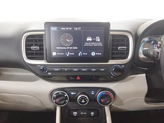 Used 2023 Hyundai Venue S (O) 1.0 Turbo DCT Petrol Automatic interior MUSIC SYSTEM & AC CONTROL VIEW