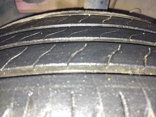 Used 2023 Hyundai Venue S (O) 1.0 Turbo DCT Petrol Automatic tyres LEFT FRONT TYRE TREAD VIEW