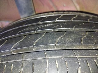 Used 2023 Hyundai Venue S (O) 1.0 Turbo DCT Petrol Automatic tyres RIGHT REAR TYRE TREAD VIEW