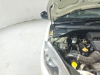Used 2019 Tata Tiago [2016-2020] Revotron XZA AMT Petrol Automatic engine ENGINE RIGHT SIDE HINGE & APRON VIEW