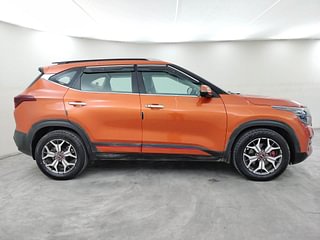 Used 2019 Kia Seltos GTX Plus Petrol Manual exterior RIGHT SIDE VIEW