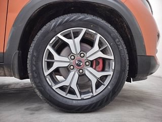 Used 2019 Kia Seltos GTX Plus Petrol Manual tyres RIGHT FRONT TYRE RIM VIEW