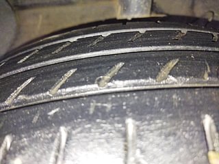 Used 2020 Hyundai Grand i10 Nios Sportz 1.2 Kappa VTVT Petrol Manual tyres LEFT FRONT TYRE TREAD VIEW