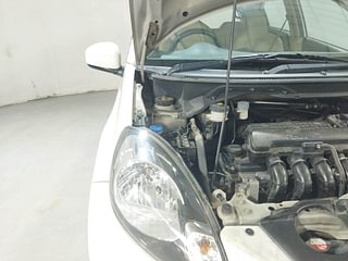 Used 2014 Honda Brio VX MT Petrol Manual engine ENGINE RIGHT SIDE HINGE & APRON VIEW