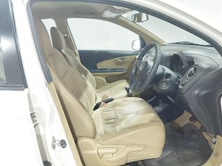 Used 2014 Honda Brio VX MT Petrol Manual interior RIGHT SIDE FRONT DOOR CABIN VIEW