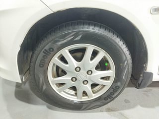 Used 2014 Honda Brio VX MT Petrol Manual tyres LEFT FRONT TYRE RIM VIEW