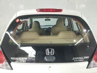 Used 2014 Honda Brio VX MT Petrol Manual exterior BACK WINDSHIELD VIEW