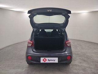 Used 2018 Hyundai Grand i10 Sportz 1.2 Kappa VTVT Petrol Manual interior DICKY DOOR OPEN VIEW