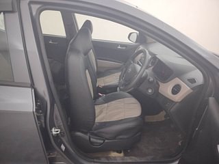 Used 2018 Hyundai Grand i10 Sportz 1.2 Kappa VTVT Petrol Manual interior RIGHT SIDE FRONT DOOR CABIN VIEW
