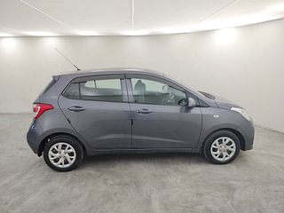 Used 2018 Hyundai Grand i10 Sportz 1.2 Kappa VTVT Petrol Manual exterior RIGHT SIDE VIEW