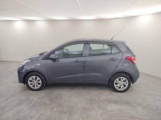 Used 2018 Hyundai Grand i10 Sportz 1.2 Kappa VTVT Petrol Manual exterior LEFT SIDE VIEW
