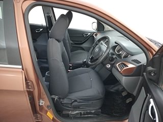 Used 2017 Tata Tigor [2017-2020] Revotorq XZ (O) Diesel Manual interior RIGHT SIDE FRONT DOOR CABIN VIEW