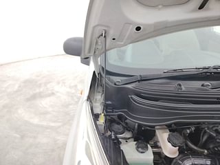 Used 2018 Hyundai Eon Era + Petrol Manual engine ENGINE RIGHT SIDE HINGE & APRON VIEW