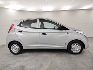 Used 2018 Hyundai Eon Era + Petrol Manual exterior RIGHT SIDE VIEW