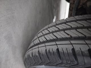 Used 2018 Hyundai Eon Era + Petrol Manual tyres LEFT FRONT TYRE TREAD VIEW