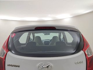 Used 2018 Hyundai Eon Era + Petrol Manual exterior BACK WINDSHIELD VIEW