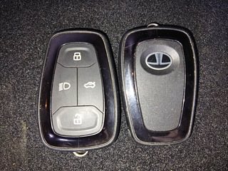 Used 2022 Tata Nexon XZA Plus Petrol Automatic extra CAR KEY VIEW