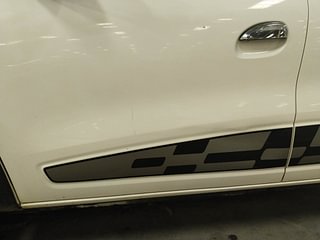 Used 2016 Renault Kwid [2017-2019] RXT 1.0 SCE Special Petrol Manual dents MINOR DENT