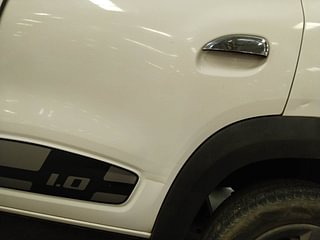 Used 2016 Renault Kwid [2017-2019] RXT 1.0 SCE Special Petrol Manual dents MINOR SCRATCH