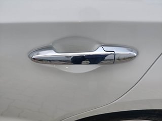 Used 2022 Honda Amaze 1.2 VX CVT i-VTEC Petrol Automatic dents MINOR SCRATCH