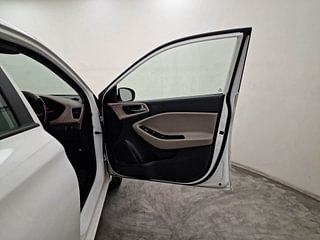 Used 2018 Hyundai Elite i20 Asta 1.2 Petrol Manual interior RIGHT FRONT DOOR OPEN VIEW