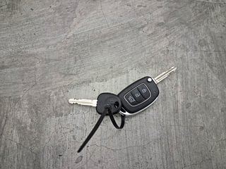 Used 2018 Hyundai Elite i20 Asta 1.2 Petrol Manual extra CAR KEY VIEW