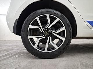 Used 2018 Hyundai Elite i20 Asta 1.2 Petrol Manual tyres RIGHT REAR TYRE RIM VIEW